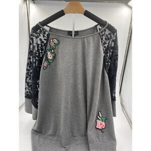AGB Woman Gray Long Sleeve Black Lace Blouse Plus Sz 2X Floral Patches C1/B1